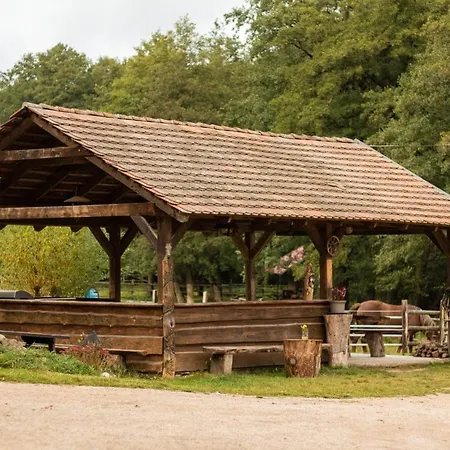 Ranc Cerveny Mlyn Lantgård